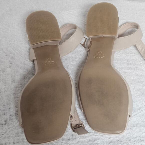 Beige Tan Nude Neutral Low Block Heels Star Accent Party Office Career Size 6 - Picture 3 of 8